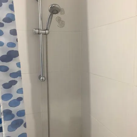 Cara Apartamento Tours